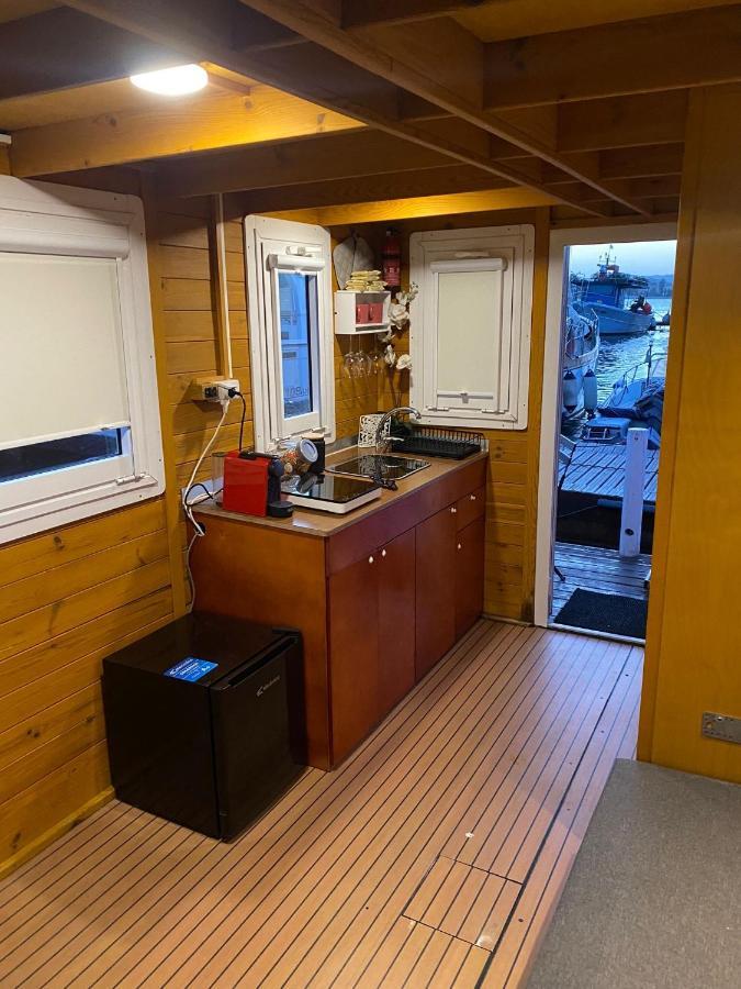House Boat R Al Poetto 2 Pax Piu' 1 Hotell Cagliari Exteriör bild